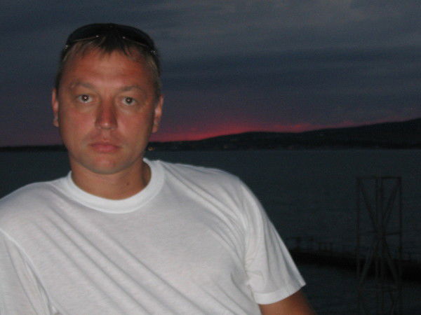 Сергей Антонов