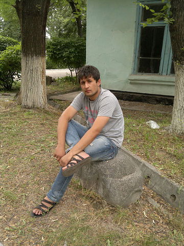 Хурсанд Назришоев