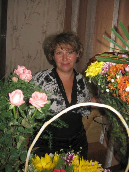 Алена Островская