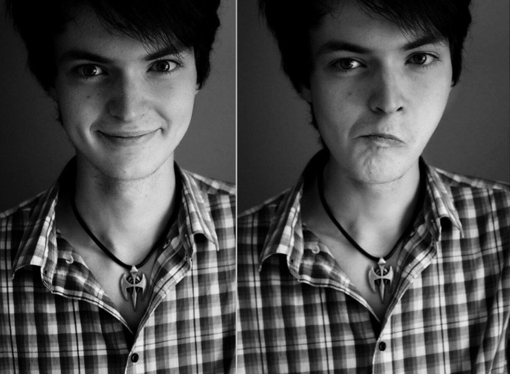 Александр Валоханович