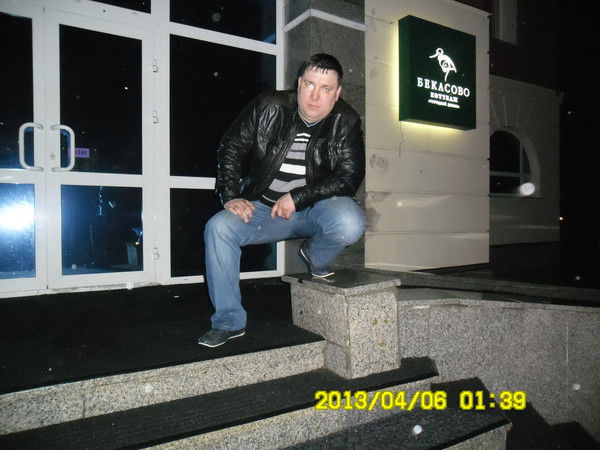 Олег Самсонов