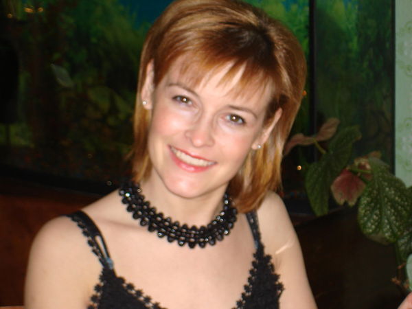 Наташа Салахтионова