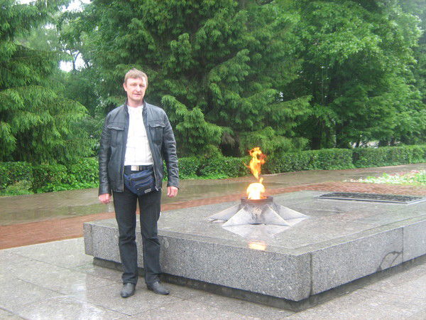 Борис Юринов