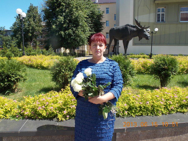 Оля Болотникова