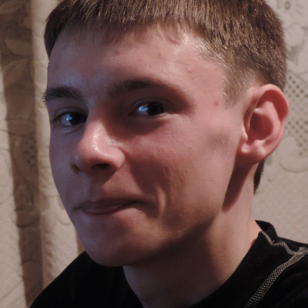 Роман Назаров