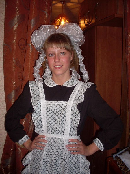 Оленька Стародумова