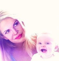 Алёна Веселова