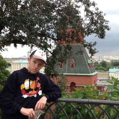 Рома Меркушев