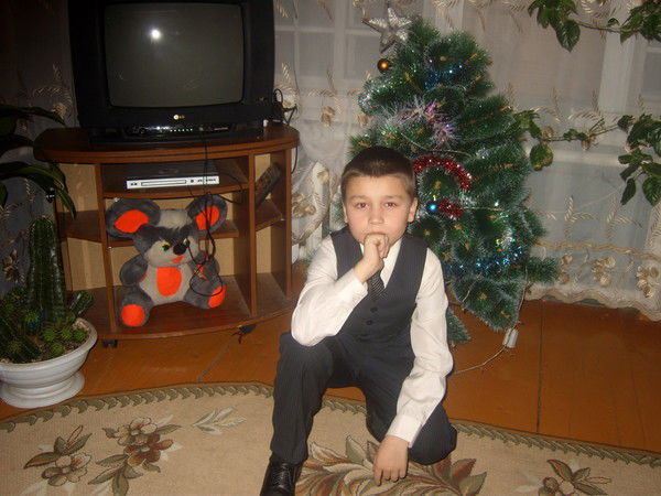 Айвазик Закиров