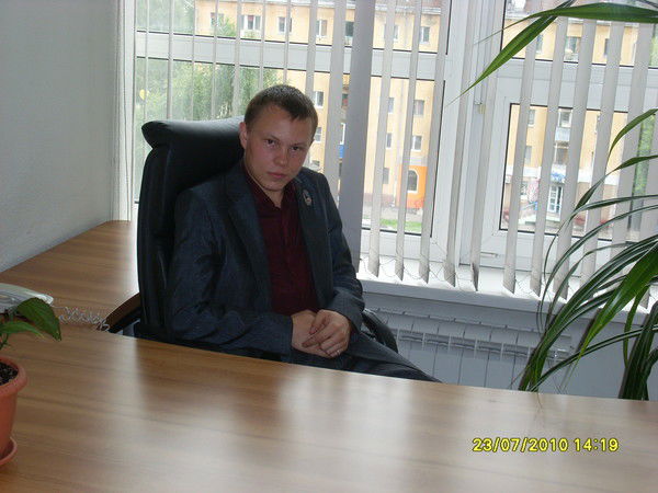 Антон Надсадин