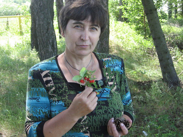 Надежда Костомбаева