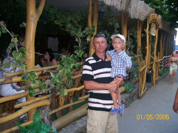 Владимир Кухар