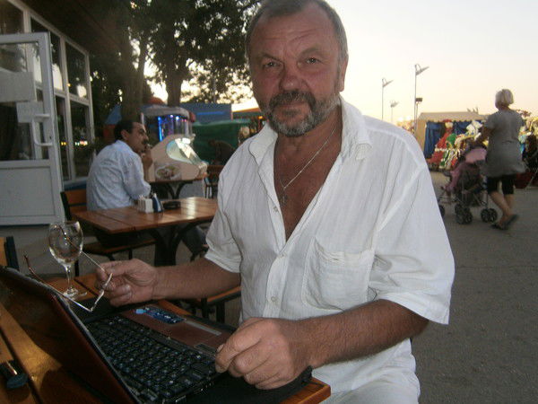 Владимир Карпов