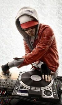 Данил Хусаинов