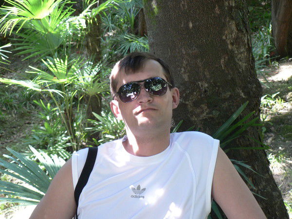 Олег Новичков