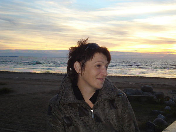 Елена Пахомова