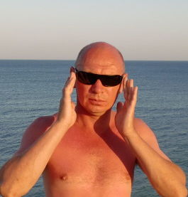 Олег Ростовский