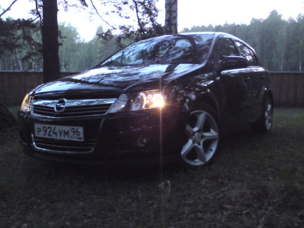 Александр Морозов