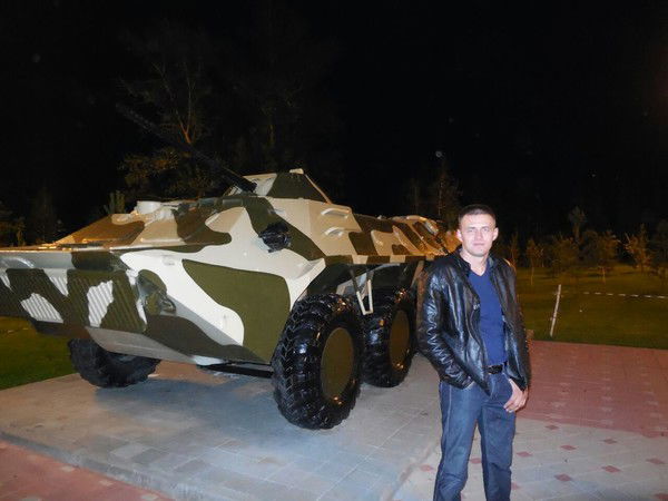 Игорь Николаев