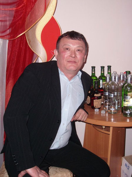 Рашит Божеканов