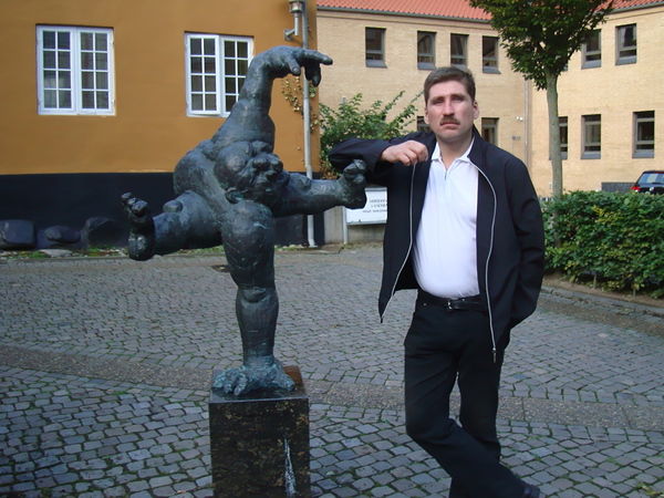 Станислав Романов