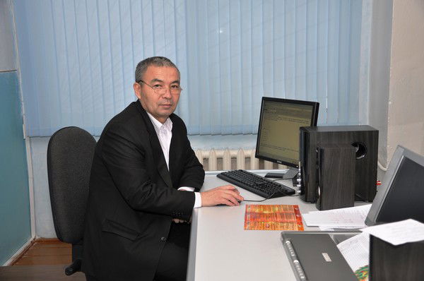 Болат Райымбек