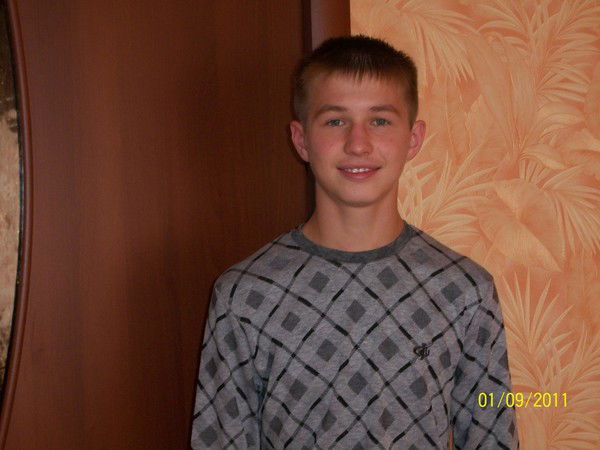 Антон Тихонов