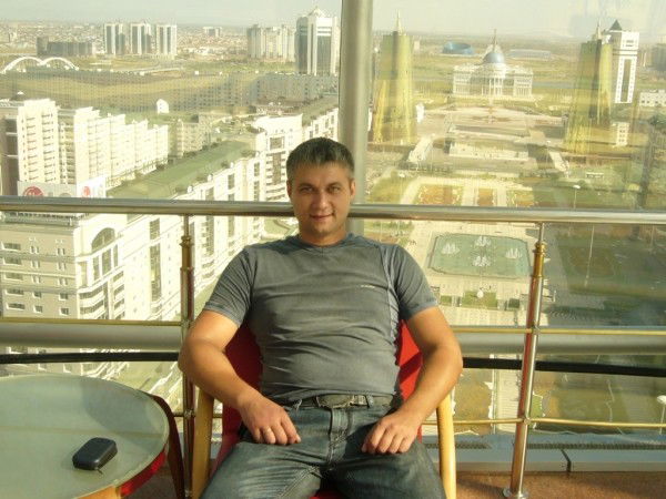 Евгений Медведев