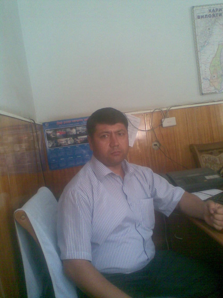 Баходур Ахмаджонов