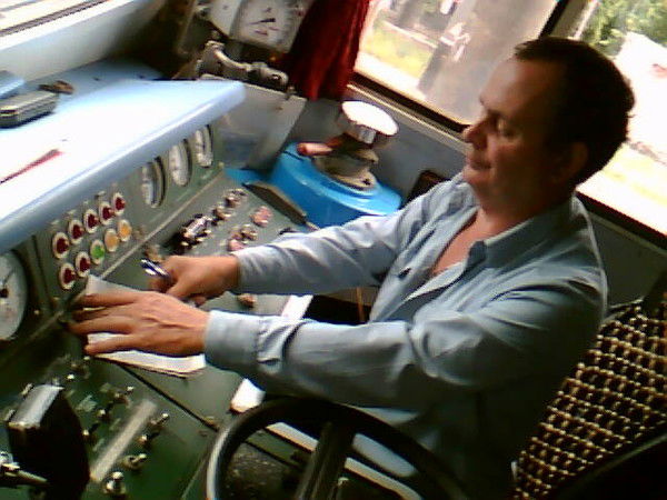 Александр Навиженный