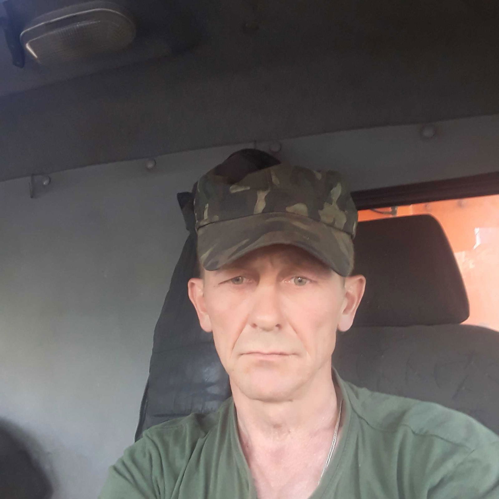 Александр Б..........