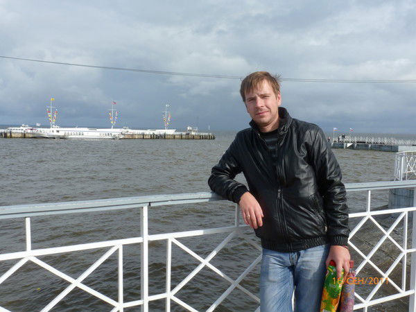 Антон Рукавишников