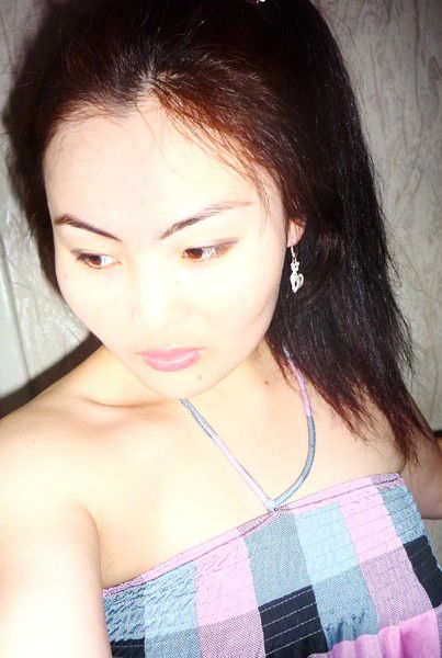 Аяна Долонова