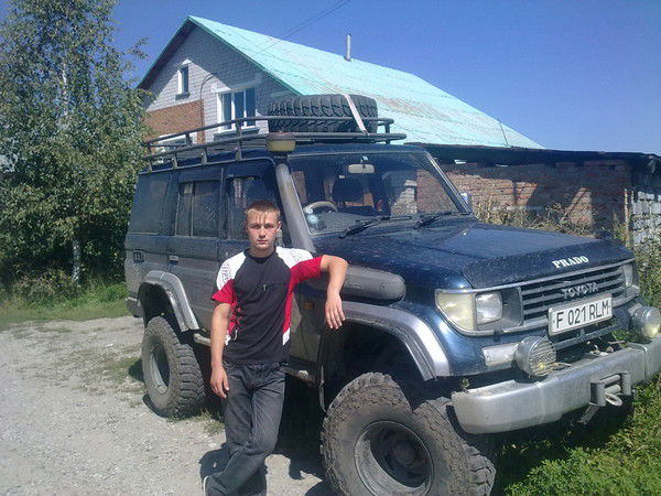 Николай Коровяк