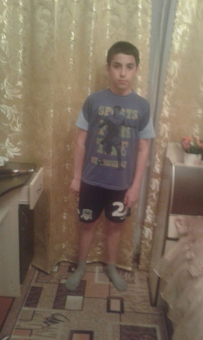 Эльдар Рустамов