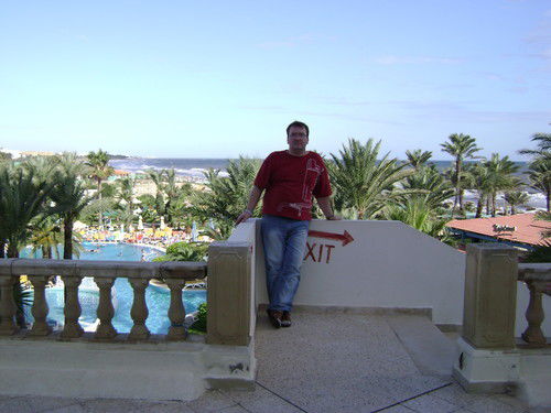 Александр Емельянов