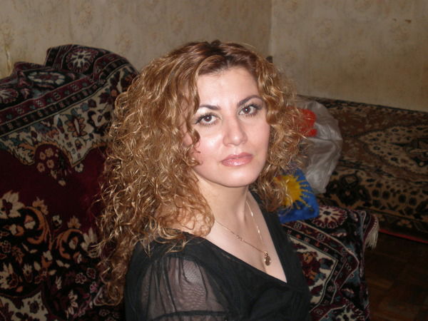 Лена Давтян