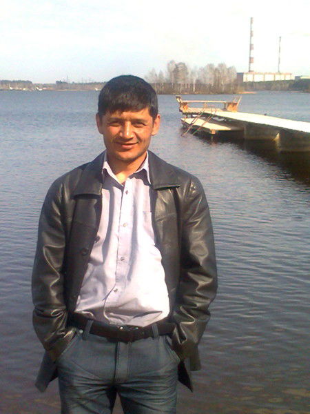 Арслон Иминов