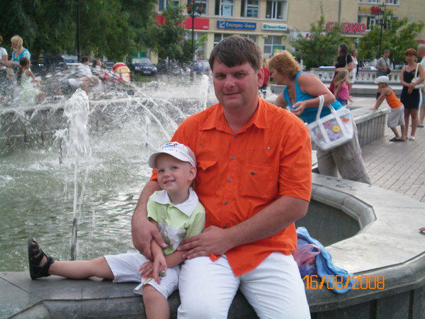 Денис Харламов