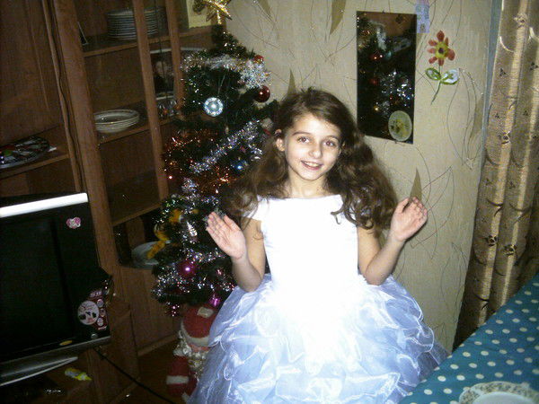 Оля Неживая