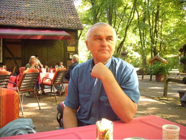 Александр Хижняк