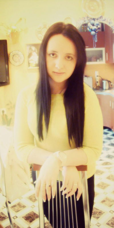 Яна Романова