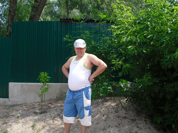 Максим Антонов