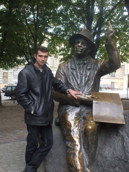 Славик Лахтадыр