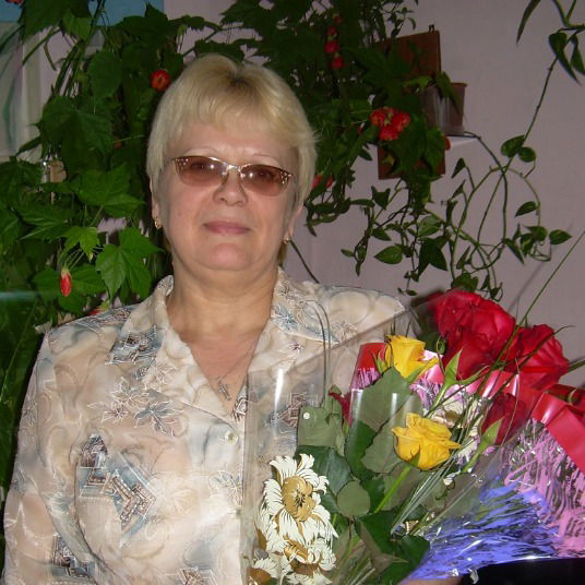 Нина Салахова