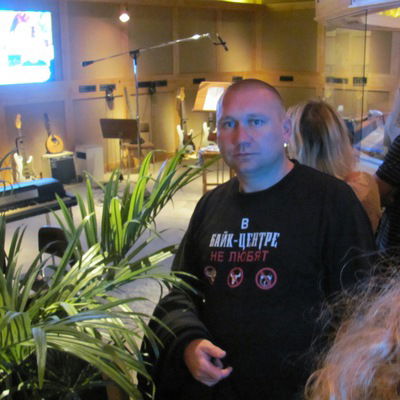 Александр Комаров