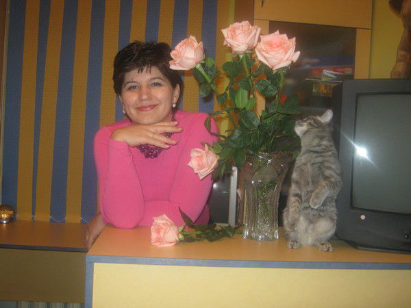 Елена Абенова