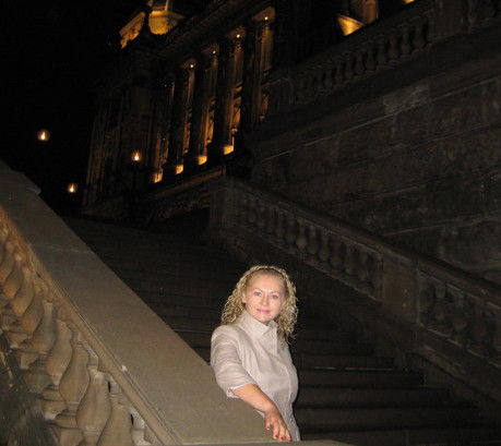 Елена Неважно