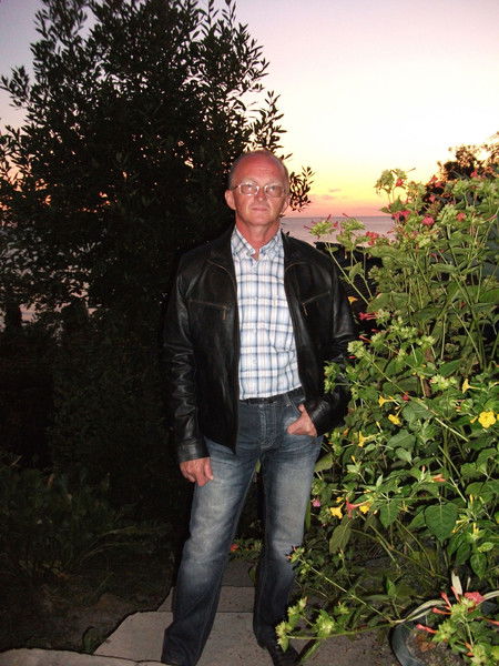 Олег Логинов