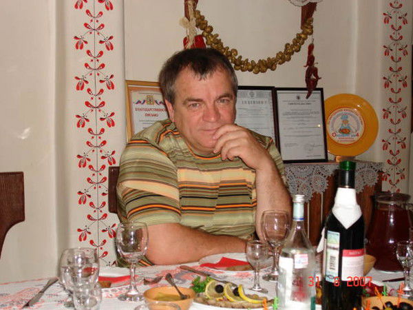 Виктор Дмитриенко